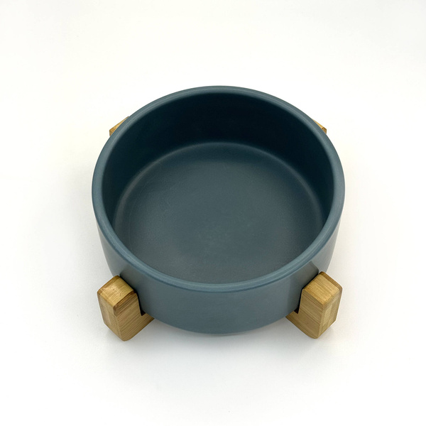 Mr. Pretzel miska ceramiczna dla psa na drewnianej podstawie 16cm