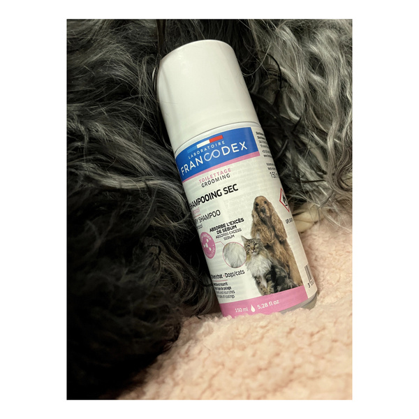 Francodex Szampon suchy dla psa i kota z olejkiem jojoba 150 ml