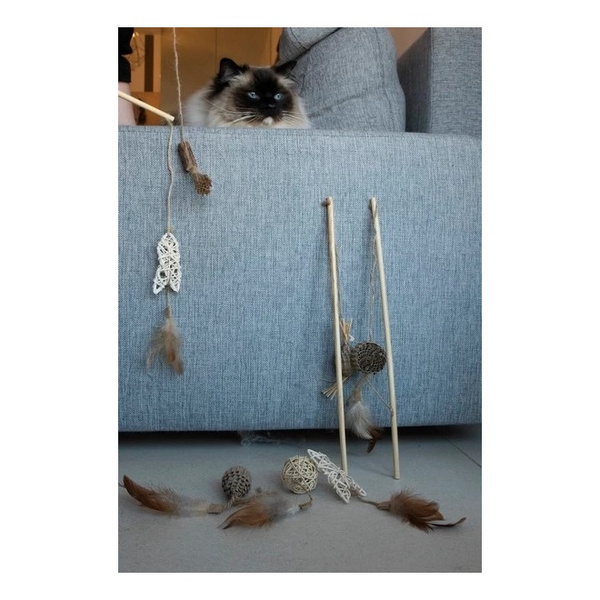 ZOLUX Zabawka dla kota wędka pompon z matatabi ETHICAT 40 cm