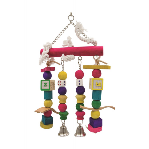Panama Pet wisząca zabawka z drewna ze sznurkiem z koralikami i dzwonkiem 22 cm